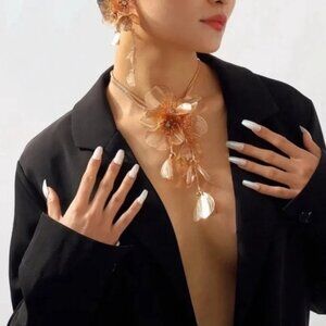 Cascading Floral Necklace with gift box